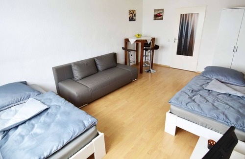 Refrath Apartment | B05 Studio Apartment Bergisch Gladbach