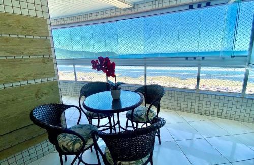 Boqueirao Apartment | B082 - Luxo à Beira-Mar | 3 Suítes c/Vista | Wi-Fi