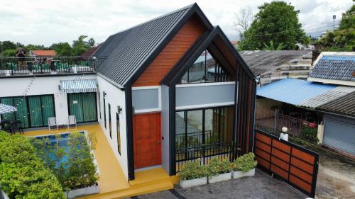 Mae Rim Villa | Baan Salmon Pool Villa Chiang Mai