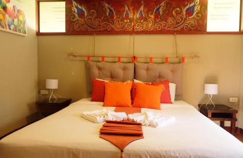 Old City Villa | Baan Wassana In The City Old Moat