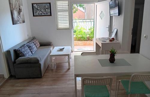 Gornji Karin Apartment | Babaloo Beach Apartments