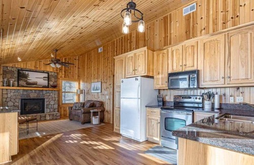 Hackensack Cabin | Babe the Blue