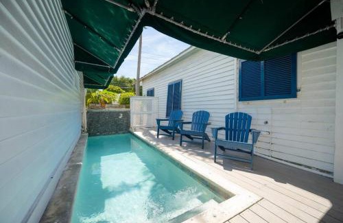 Old Town House | BachelorPARTY HQ for 16-Feet to Duval-Pool-Hot tub