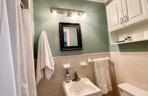Allandale House | Backs To Northwest Park That Includes A Playground, Huge Pool With Diving Boards
