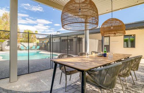 Raskin Estates Villa | Backyard Pool PuttingGreen Playground Modern 5BDR White Agate by AvantStay