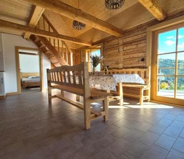 Ujsoy House | Bacmańska Chata z pięknym widokiem przy szlaku jacuzzi Beskidy