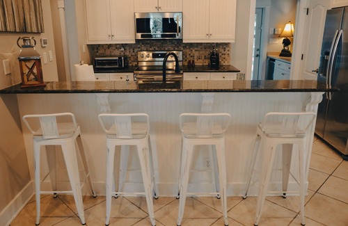 Village of Sugar Beach House | Bahama Breeze- Private Pool-Bikes- Dog Friendly