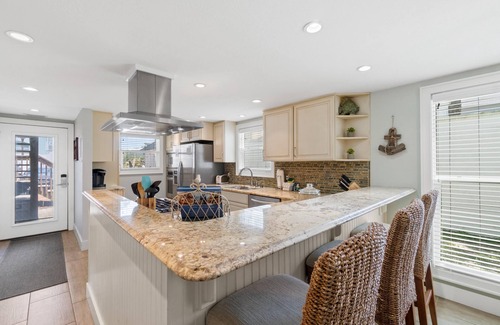 Sunnyside House | Bahama West – Beach Haven, Pet Friendly, Gulf Views, Beach Access, Free Golf