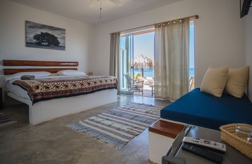 Punta Sal Hotel | Baja Canoas Hotel