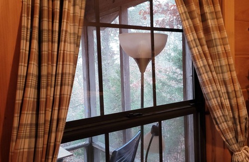 Bruno Cabin | Baker Lodge - Ozarks Cabin - Lower Buffalo River - Sleeps 5