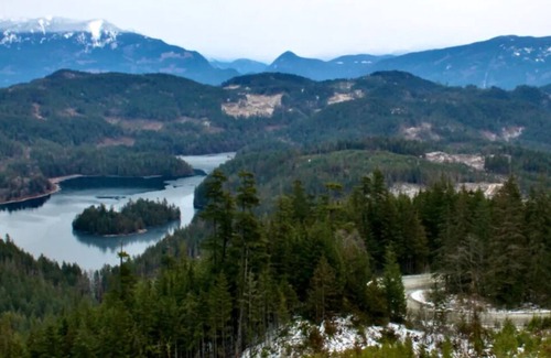 Hemlock Valley House | Bakerview- Hot Tub, Deck, Great Views and Space!