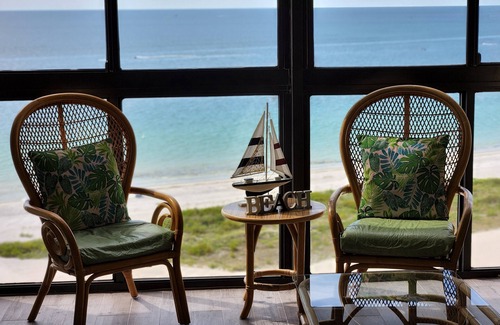 Sand Key Condo | BALCONY HEATED POOL SPA GRILL OCT 18-NOV 1 DEC 7-JAN 17 FEB 28-MAR 28 DISCOUNT