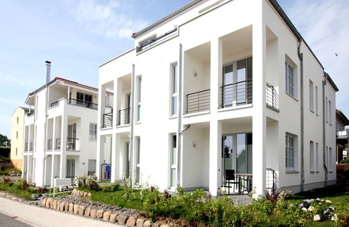Gohren Apartment | Balcony, own sauna, free use of the AHOI adventure pool - Villa Antje FeWo 10