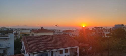 Pylaia-Chortiatis Apartment | Balcony Relax Room