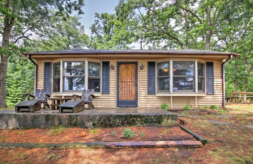 Baldwin Cabin | Baldwin Cabin w/Private Beach on Little Lake!