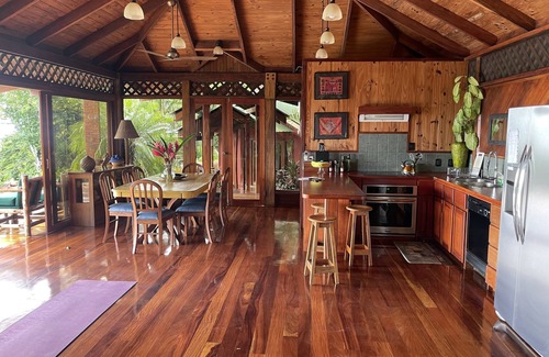 Pavones House | Bali Style Surfer/Family Compound-like House 5 min walk to beach - Jungle, Ocean