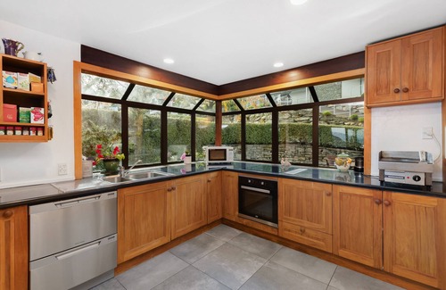 Queenstown City Centre Cabin | Balmoral Lodge