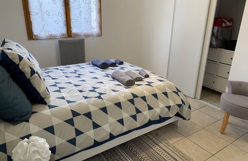 Avermes Villa | Balneo et Piscine Dans Villa Avec Véranda et Garage