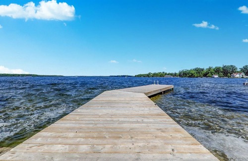 Rosedale Cottage | balsam lake waterfront 5 br cottage