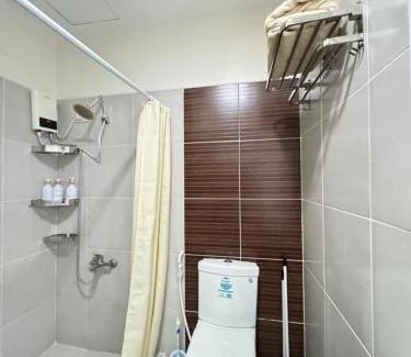Mandaue Apartment | Bamboo Bay Community with Free Wifi, Pool and Gym