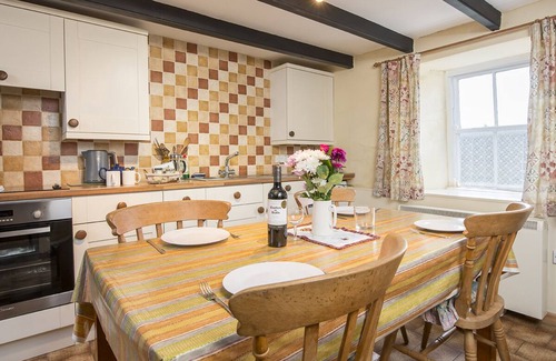Abereiddy Cottage | Banc Farm, Holiday Cottage Abereiddy, Sleeps 4, 2 bedrooms, bathrooms