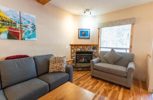 Harvie Heights Cabin | BANFF WOODS LODGE