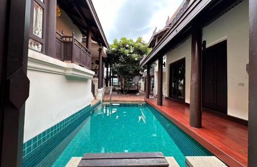 Sukhumvit Villa | Bangkok City Centre Luxurious Villa