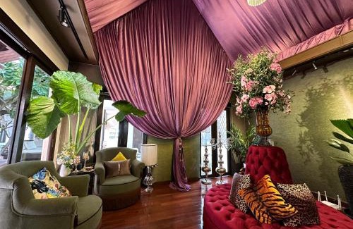 Sukhumvit Villa | Bangkok City Centre Luxurious Villa