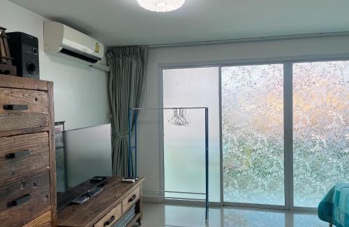 Samut Sakhon Apartment | Bangsaray Beach Condo B220 บางเสร่ บีช