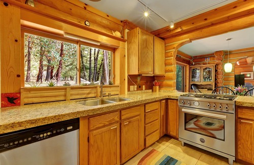 Nevada City House | Banner Mountain Log Home
