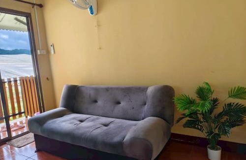 Chom Thong Resort | Bansuanariya บ้านสวนอริยะ