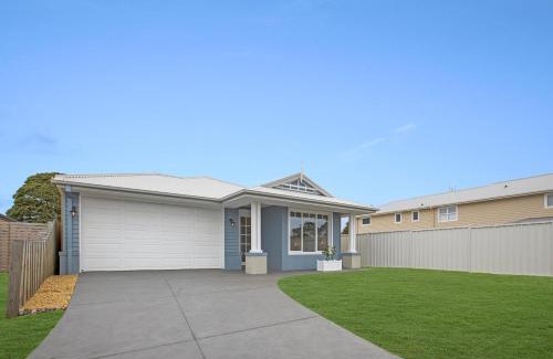 Paynesville House | Banyandah on the Lakes