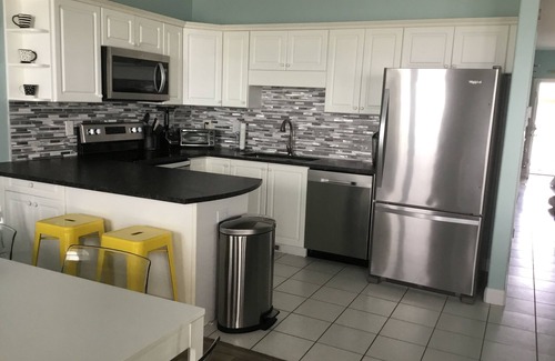 Indian Beach Condo | "Barefoot Paradise," Unobstructed Oceanfront, Linens, Heated pool, Modern Decor