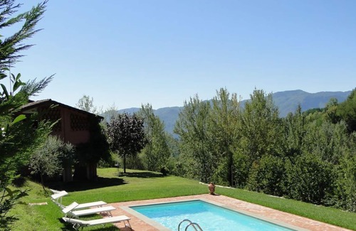 Barga Villa | Barga Ripa! Private pool. Unique views. Walk facilities. Spa bath. WIFI!