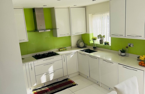 Barking House | Barking Haven Retreat