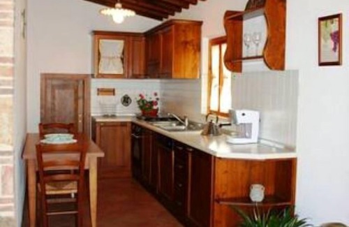 Poggiarello Villa | Barn with private swimming pool very close to San Gimignano, Siena, Volterra and Florence
