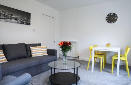 Paisley Apartment | Baron View Apartment