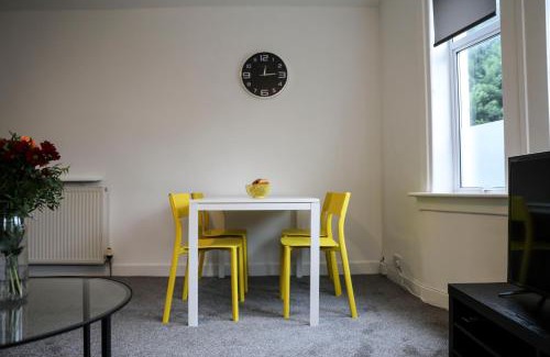 Paisley Apartment | Baron View Apartment