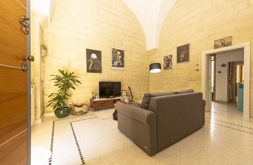 Vernole Apartment | BAROQUE HOUSE VERNOLE