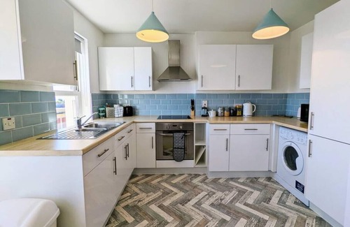 Barry Condo | Barry Island Paget House · Barry Island Beachfront Getaway + Private Parking