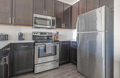 Katy Apartment | Barsala l Fully-furnished 1BD w/Resort-Inspired Pool Area