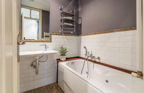 Leon City Centre Apartment | BaruHaus Santo Domingo GRUPOS