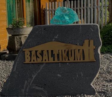 Niedermendig Apartment | Basaltikum