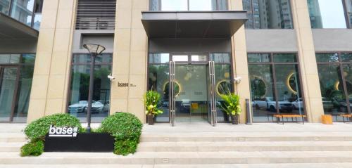 Shanghai Apartment | basePLUS-Shanghai BINJIANG Serviced Apartment