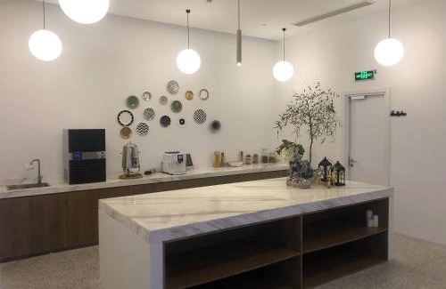 Shanghai Apartment | basePLUS-Shanghai BINJIANG Serviced Apartment
