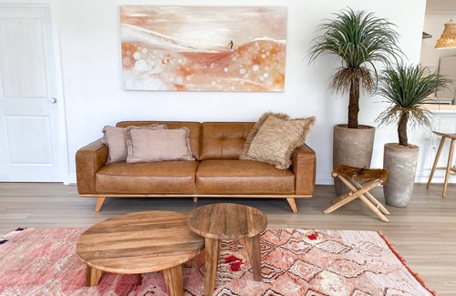 Waterhouse House | BASK - Great Location. 100m from cafes & shops. 150m from beach!