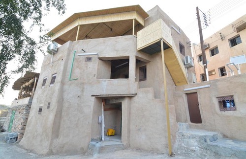 Al Hamra House | Basmat almisfah