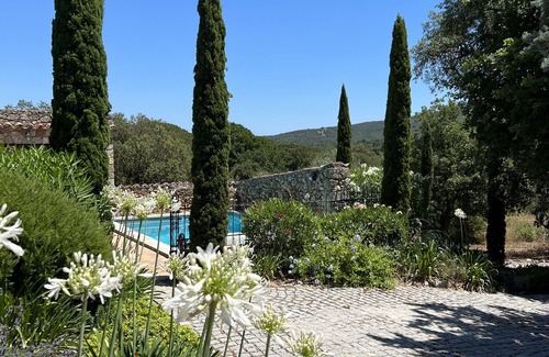 Les Brugassieres House | Bastides w/Pools A/C sleeps 12 guests on vineyards walking distance to village