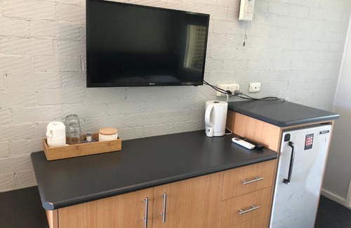 Bateau Bay Hotel | Bateau Bay Hotel