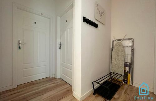 Zaspa House | Batory Room - Peaceful Retreat, 10 Minutes to Gdańsk Old Town & Seaside